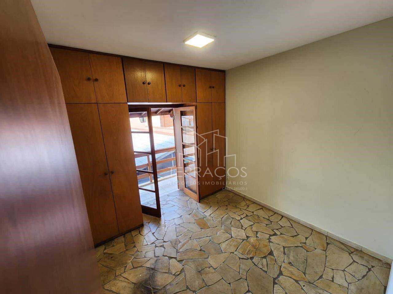 Sobrado à venda com 3 quartos, 250m² - Foto 42