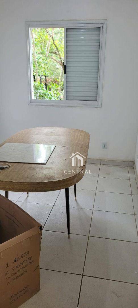 Apartamento à venda com 2 quartos, 42m² - Foto 6