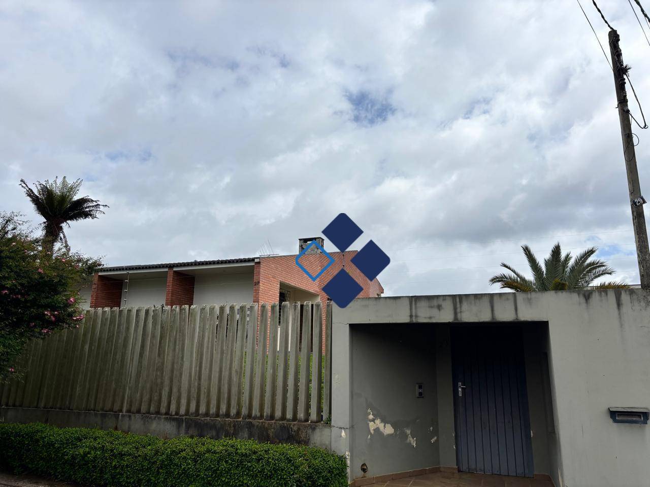 Casa, 3 quartos, 339 m² - Foto 1