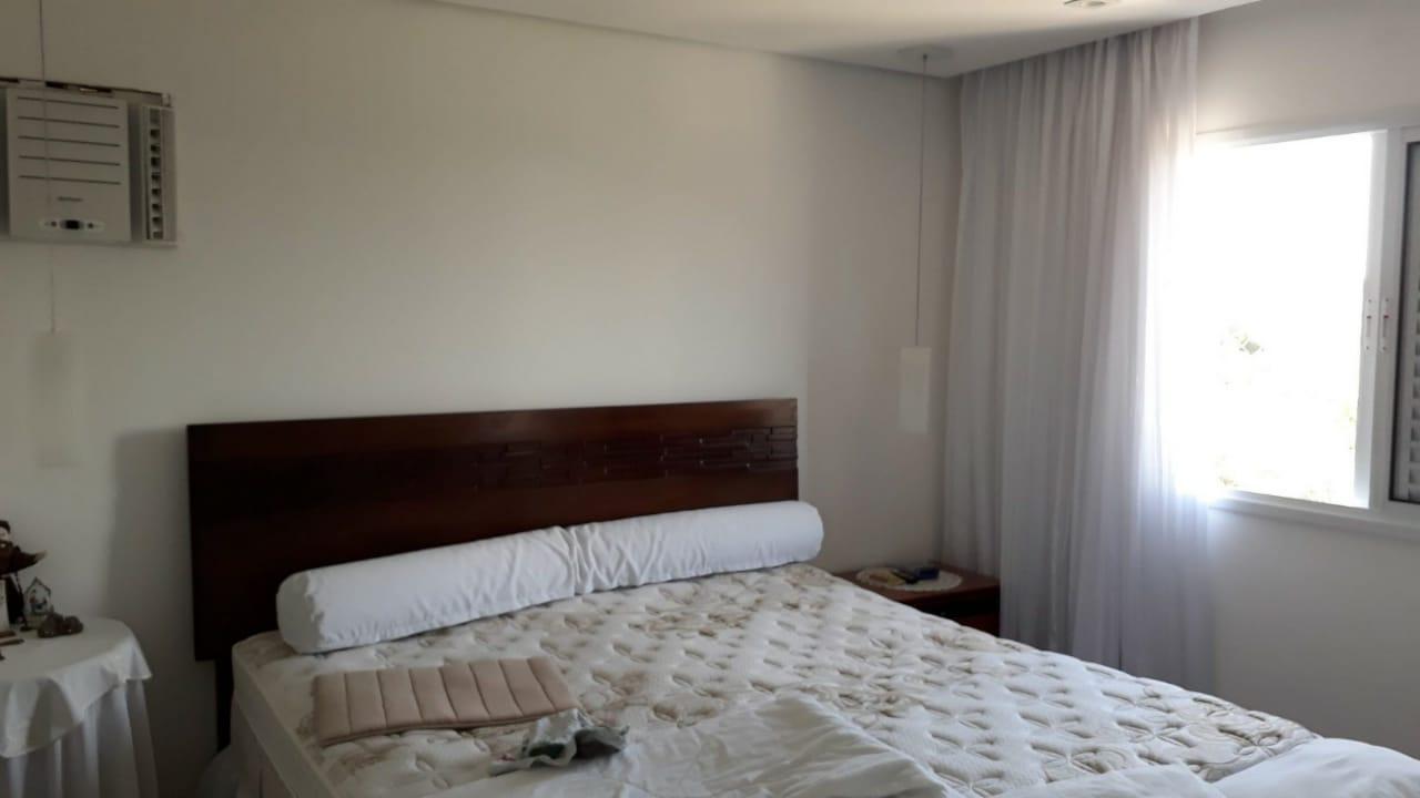 Apartamento à venda com 3 quartos, 94m² - Foto 4