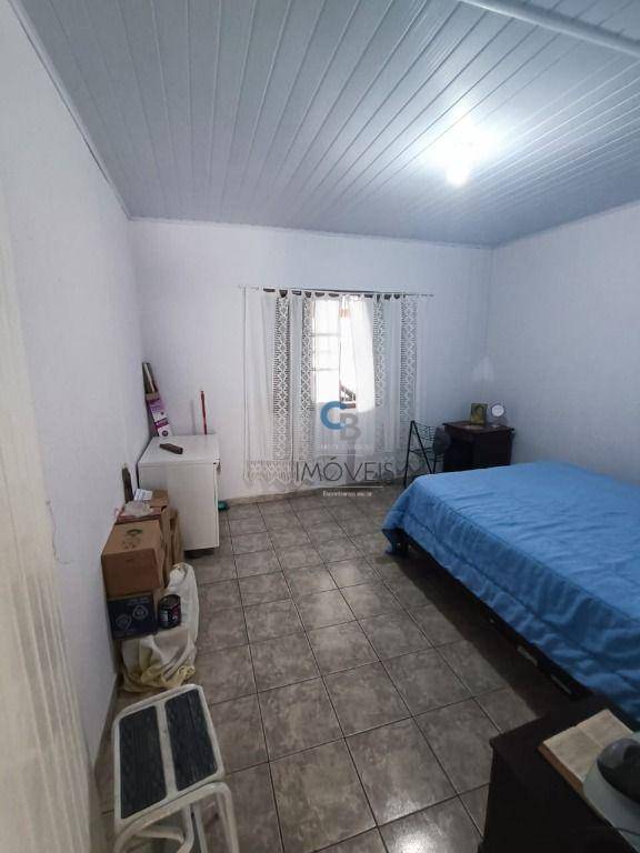 Casa à venda com 3 quartos, 210m² - Foto 10