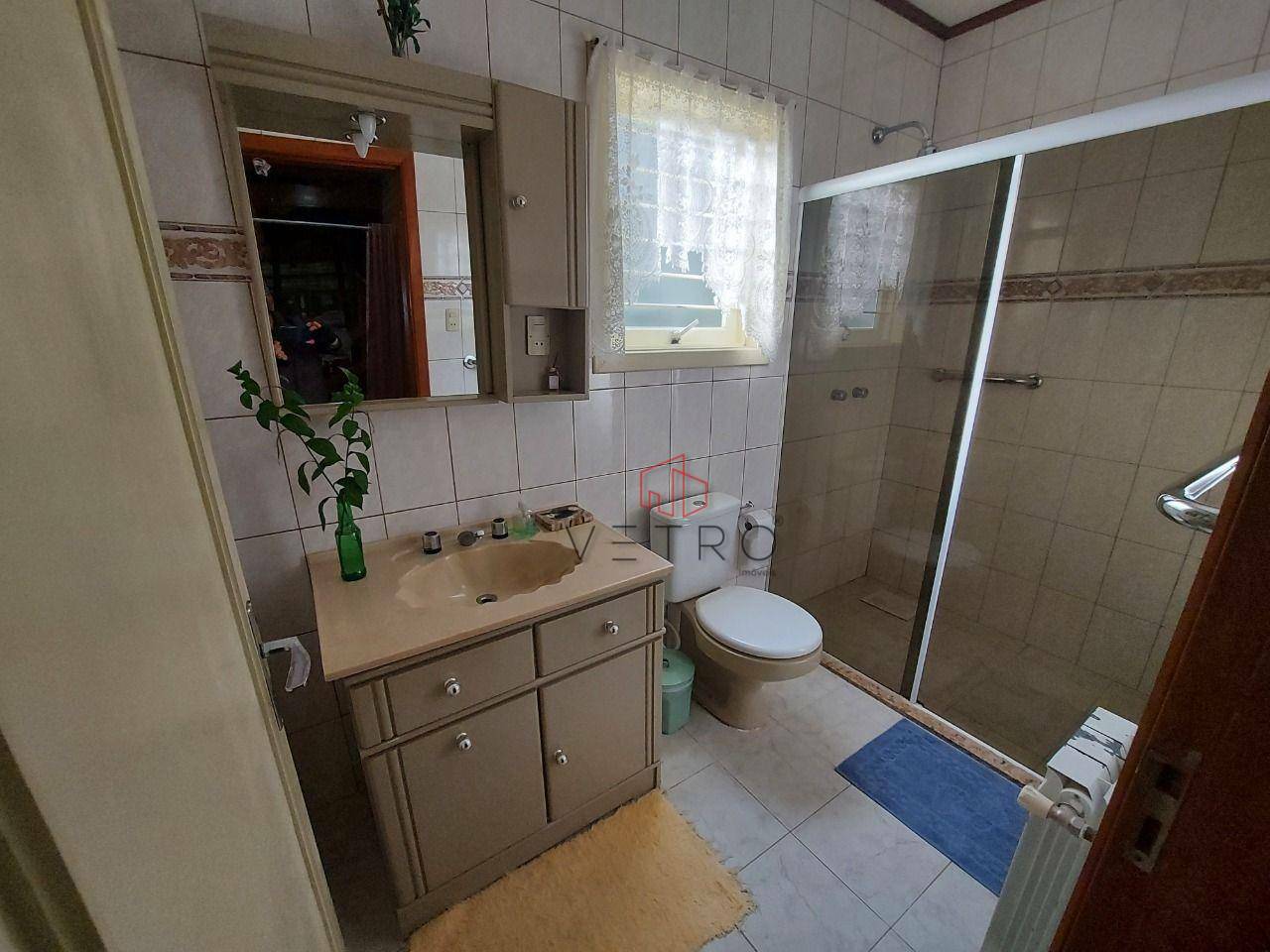 Casa à venda com 6 quartos, 330m² - Foto 17