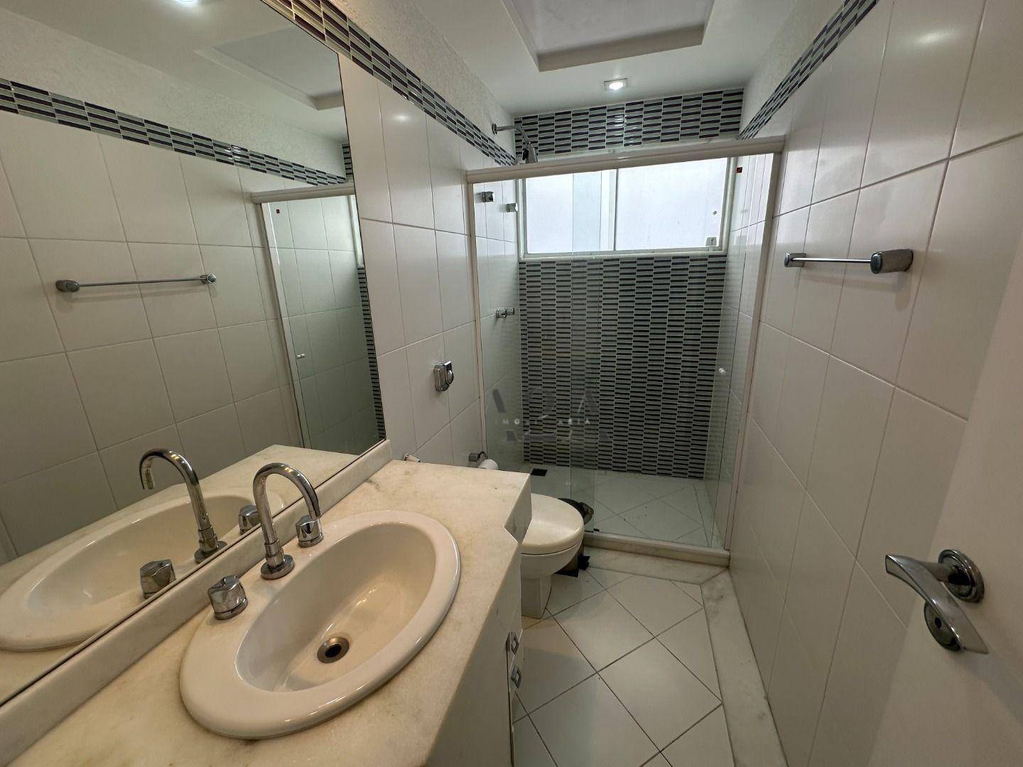 Casa de Condomínio à venda com 4 quartos, 292m² - Foto 27