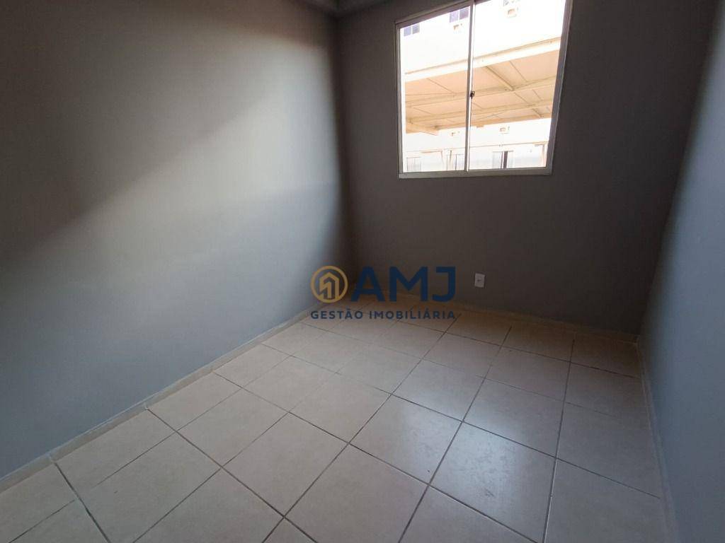 Apartamento à venda com 2 quartos, 44m² - Foto 10