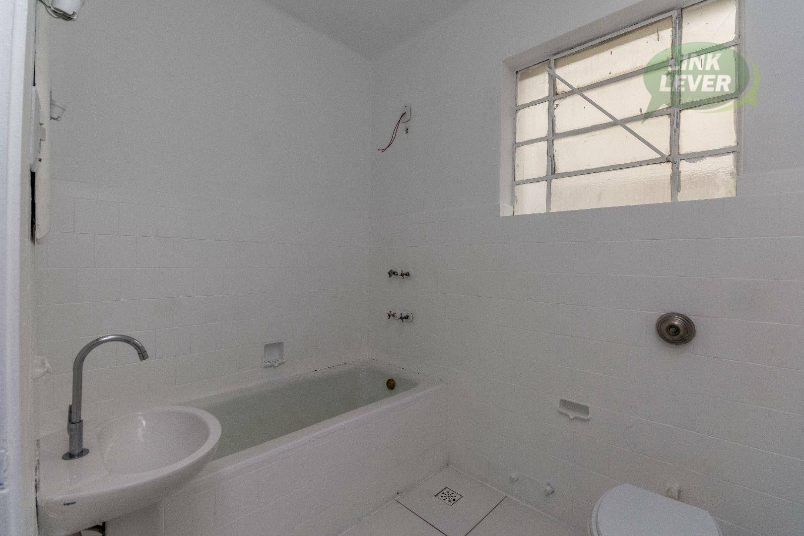 Apartamento para alugar com 3 quartos, 135m² - Foto 26