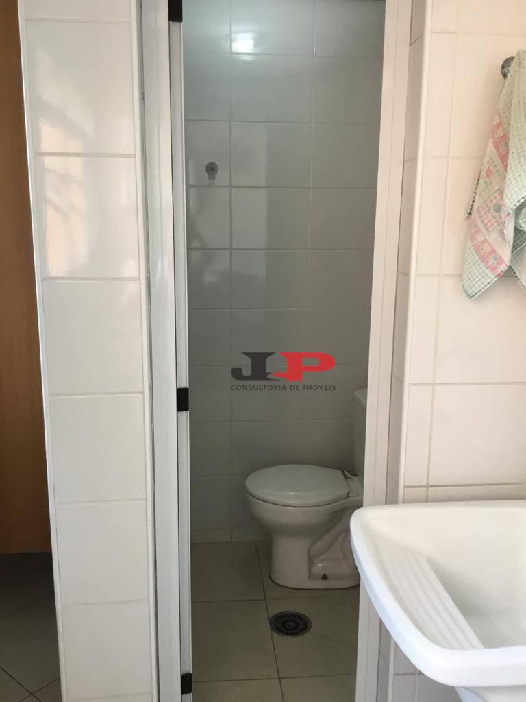 Apartamento à venda com 3 quartos, 97m² - Foto 17