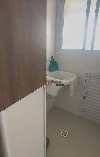 Apartamento à venda com 2 quartos, 70m² - Foto 18