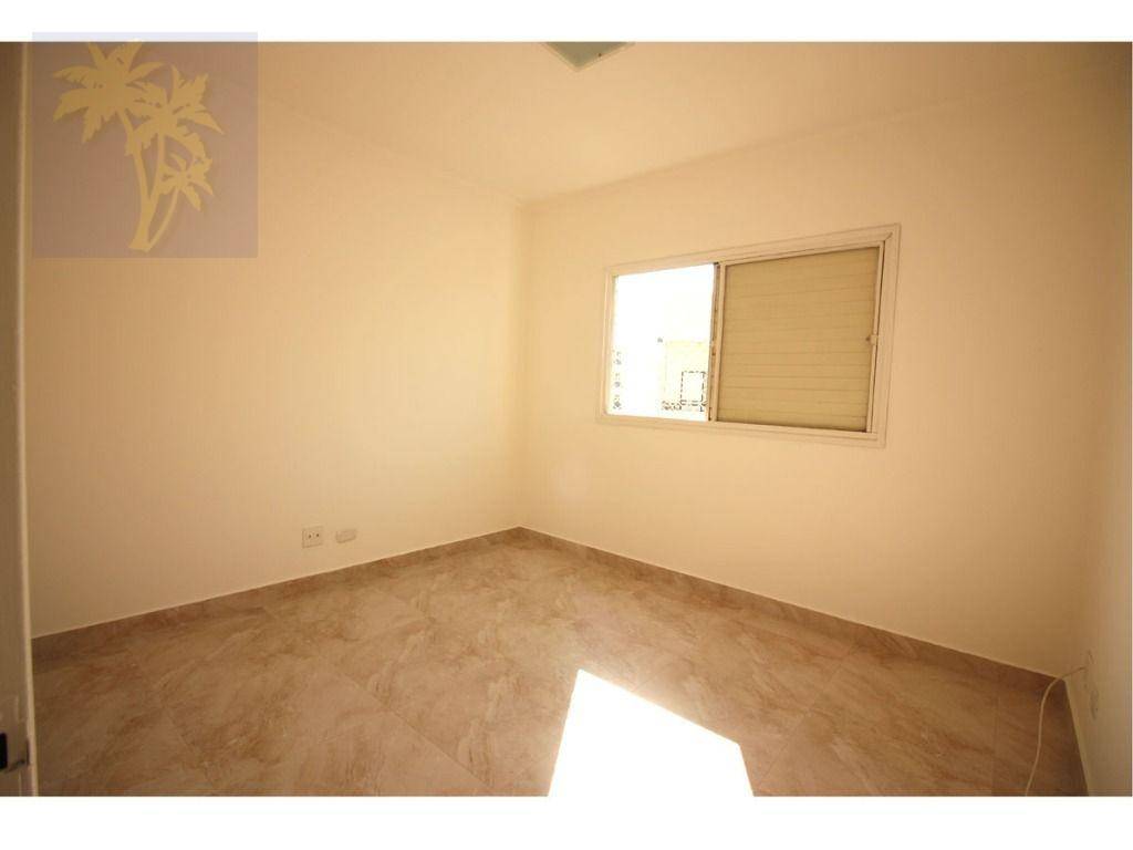 Apartamento para alugar com 3 quartos, 70m² - Foto 9