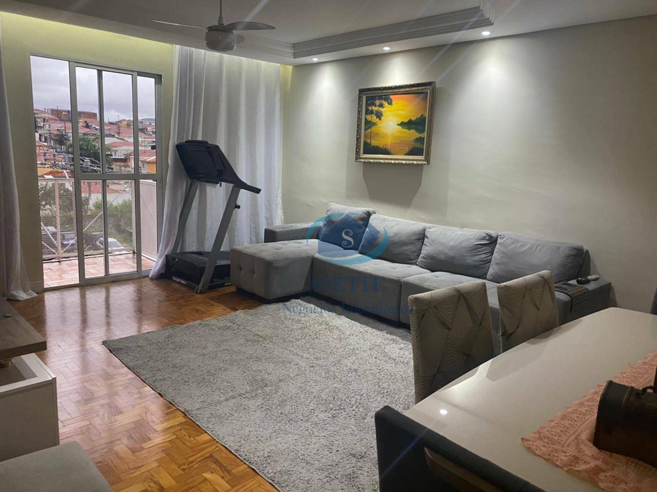 Apartamento à venda com 3 quartos, 98m² - Foto 1