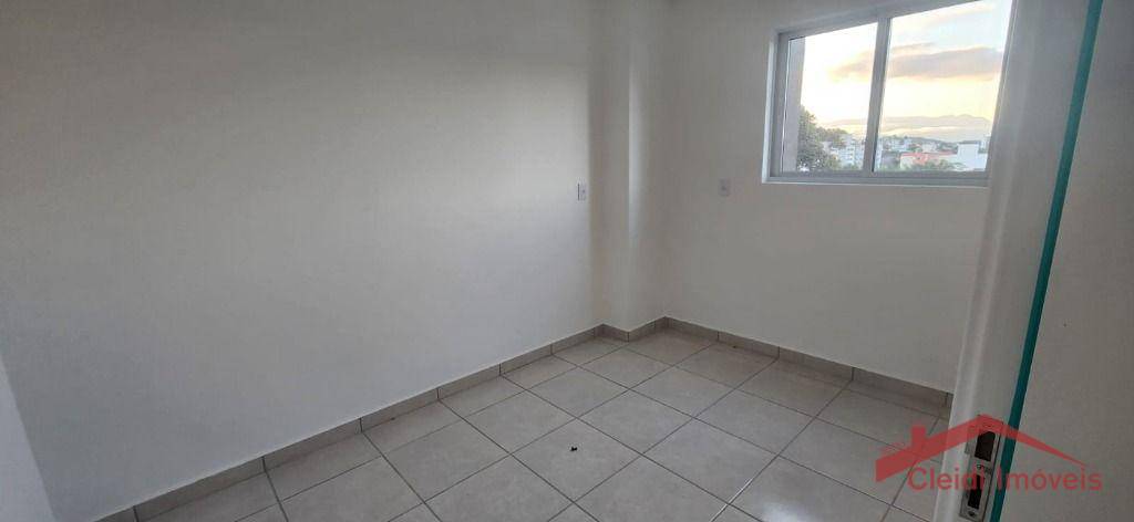 Apartamento para alugar com 2 quartos, 58m² - Foto 14