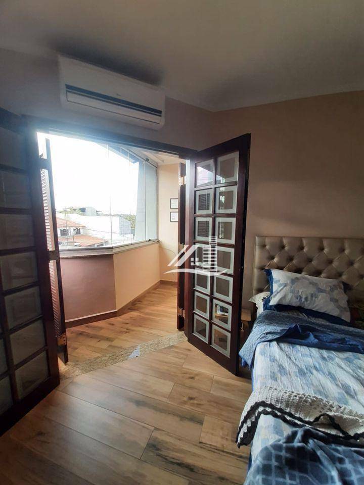 Sobrado à venda com 3 quartos, 212m² - Foto 34