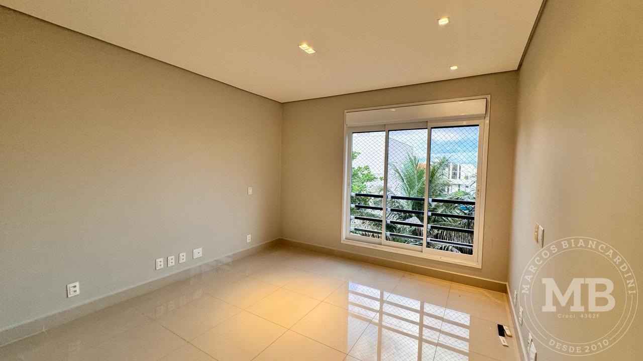 Casa de Condomínio à venda com 3 quartos, 237m² - Foto 28