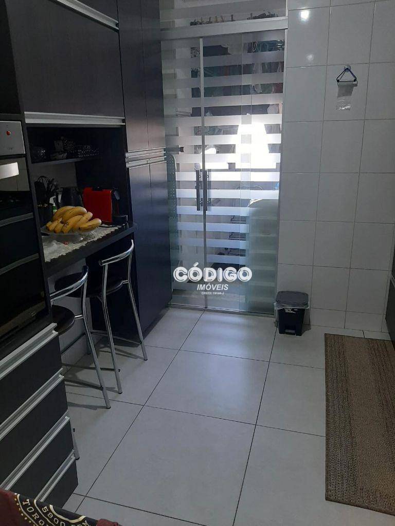 Apartamento à venda com 2 quartos, 58m² - Foto 14