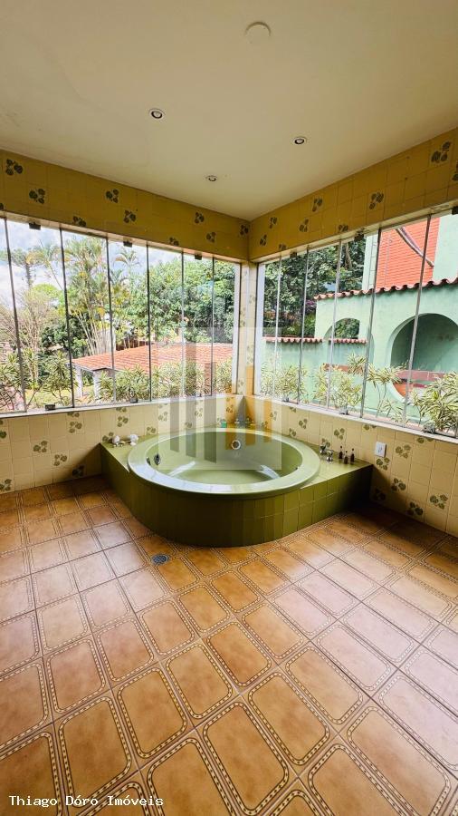 Casa à venda com 4 quartos, 840m² - Foto 26