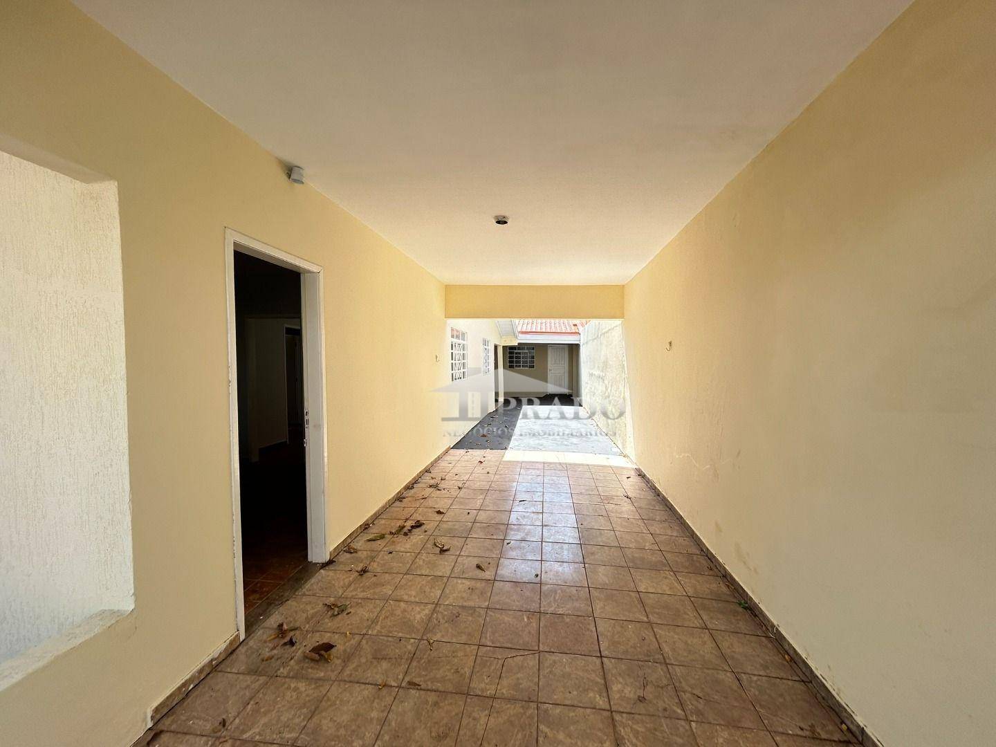Casa, 4 quartos, 190 m² - Foto 2