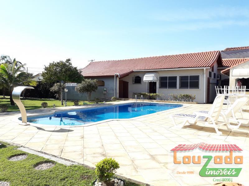 Casa à venda com 2 quartos, 162m² - Foto 3