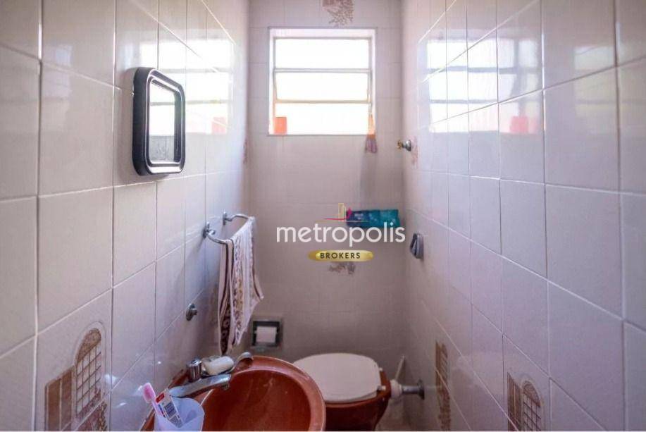 Sobrado à venda com 3 quartos, 200m² - Foto 27