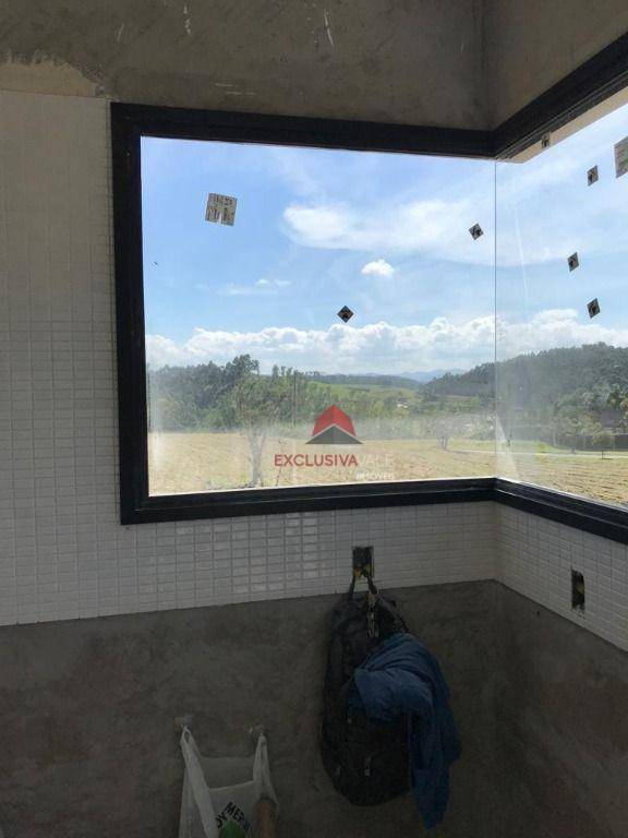 Casa de Condomínio à venda com 4 quartos, 210m² - Foto 7