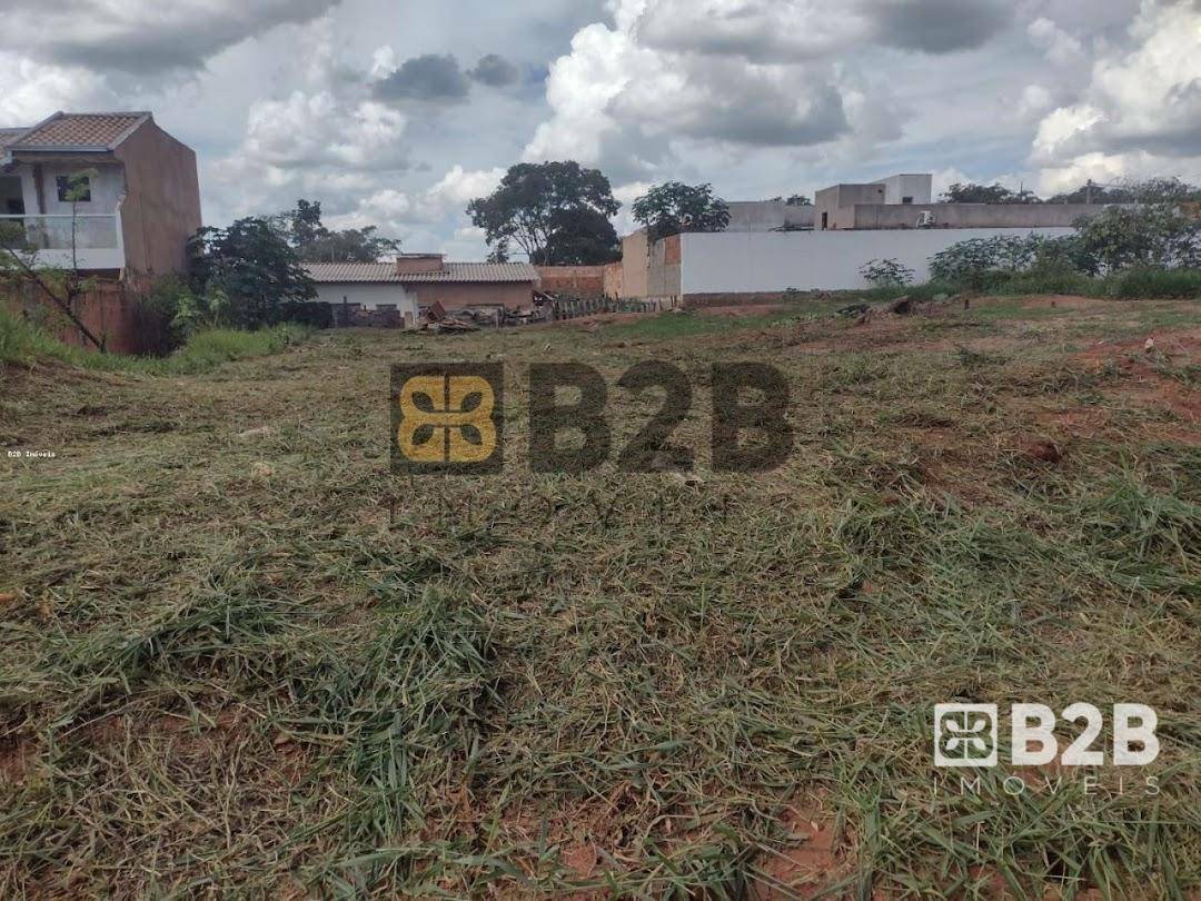 Terreno à venda, 180M2 - Foto 1