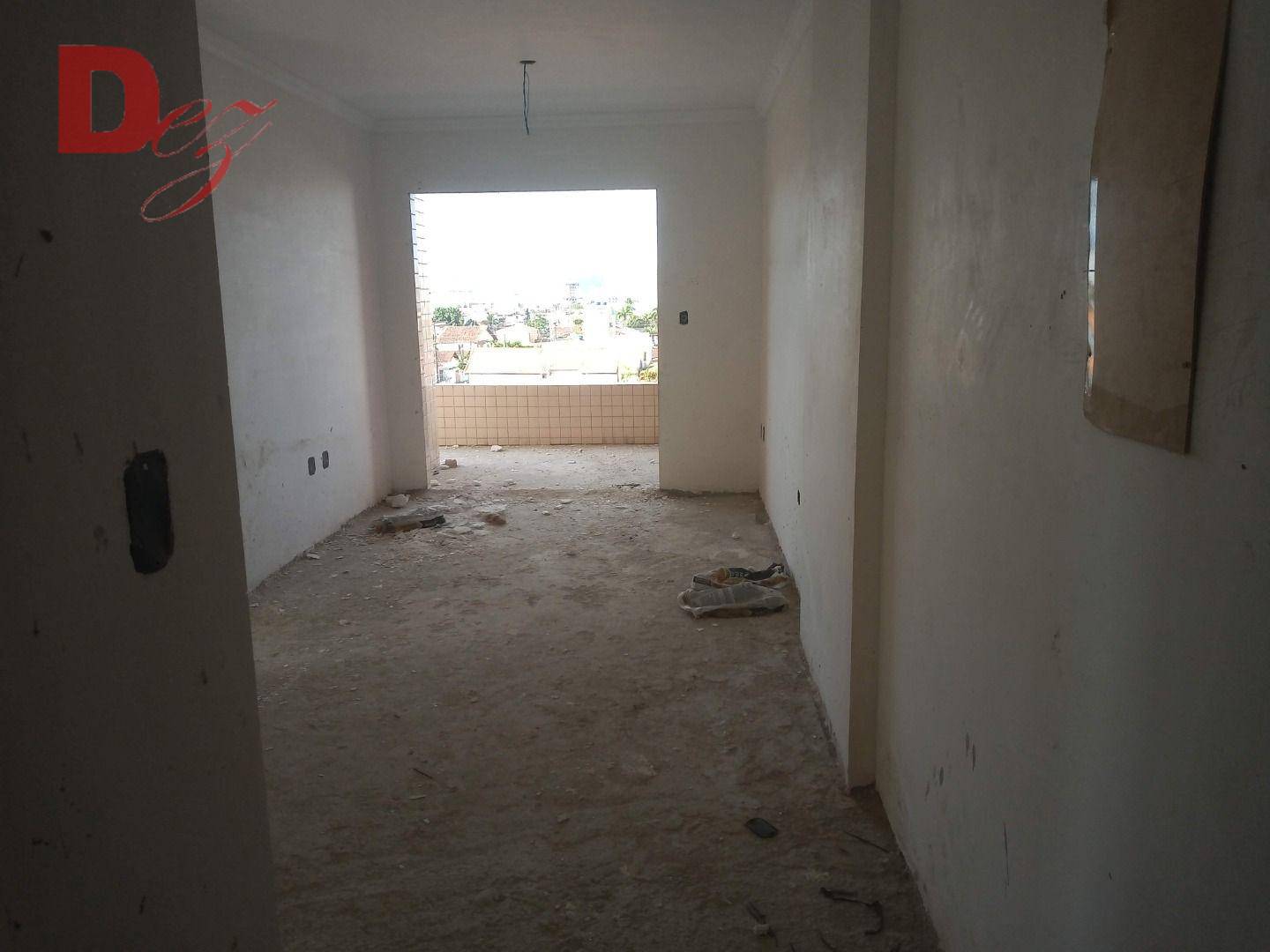 Apartamento à venda com 2 quartos, 72m² - Foto 3