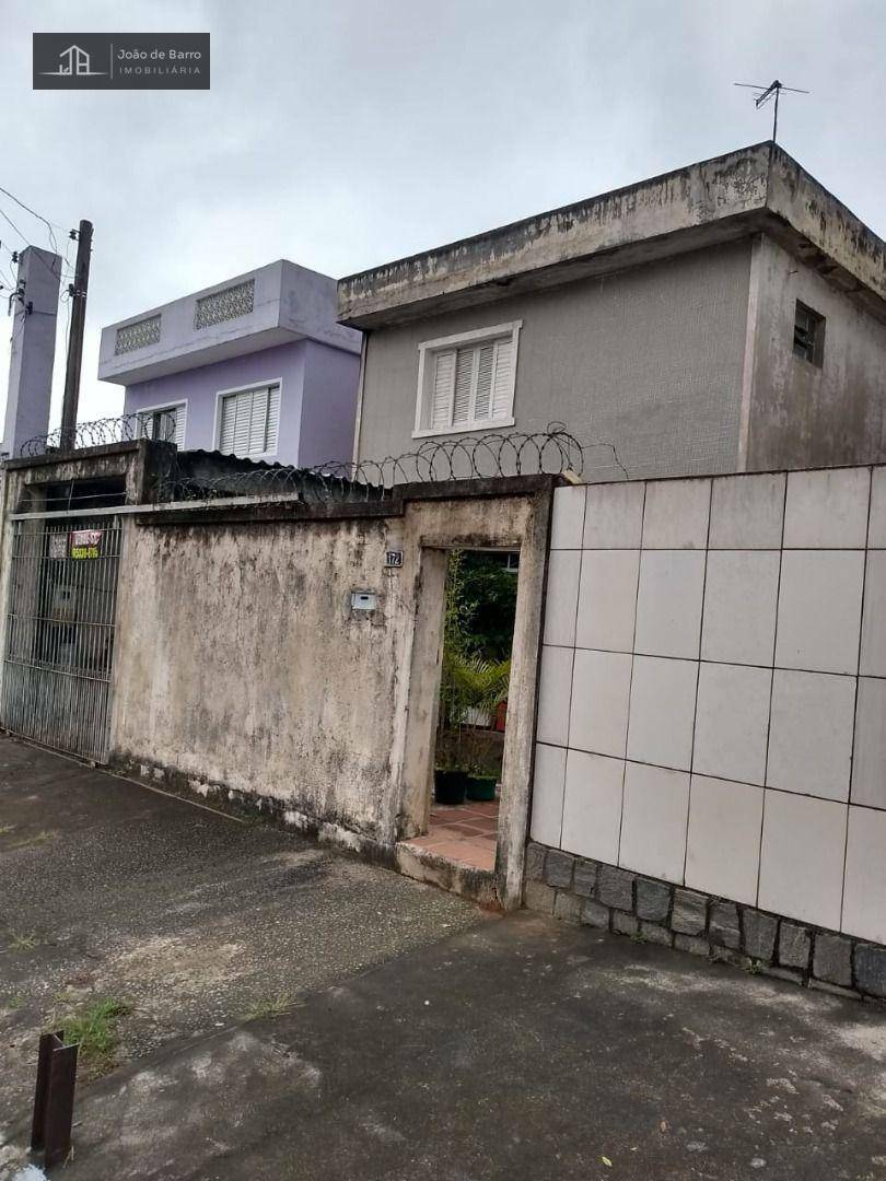 Casa à venda e aluguel com 3 quartos, 160m² - Foto 11