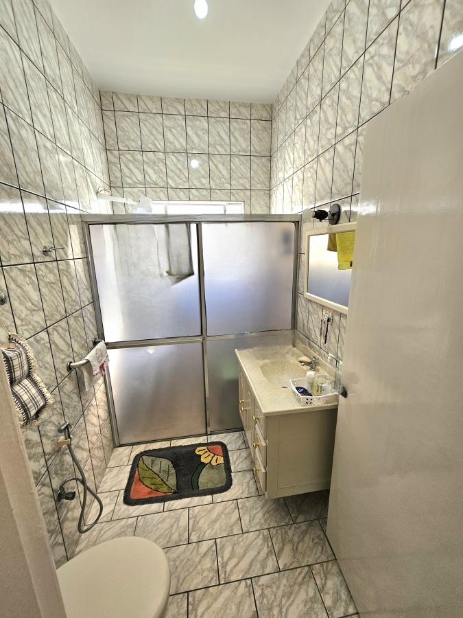 Casa à venda com 3 quartos, 244m² - Foto 7