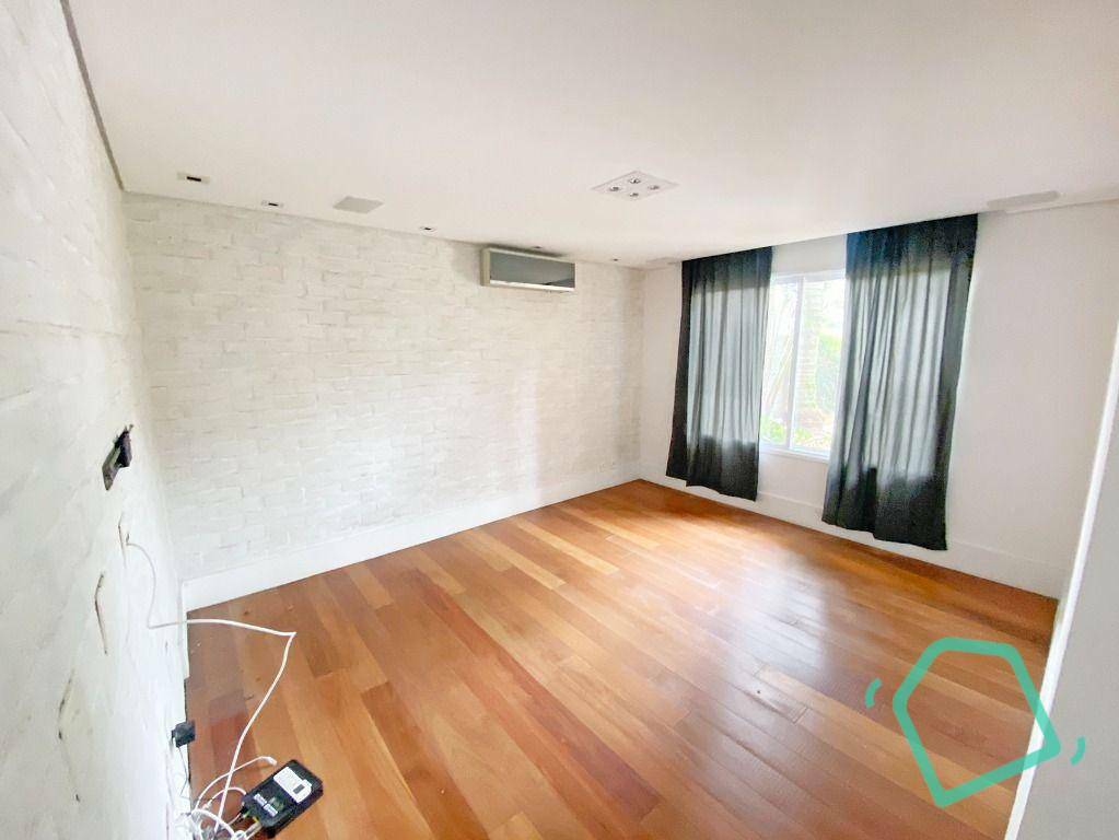 Casa de Condomínio para alugar com 3 quartos, 280m² - Foto 33