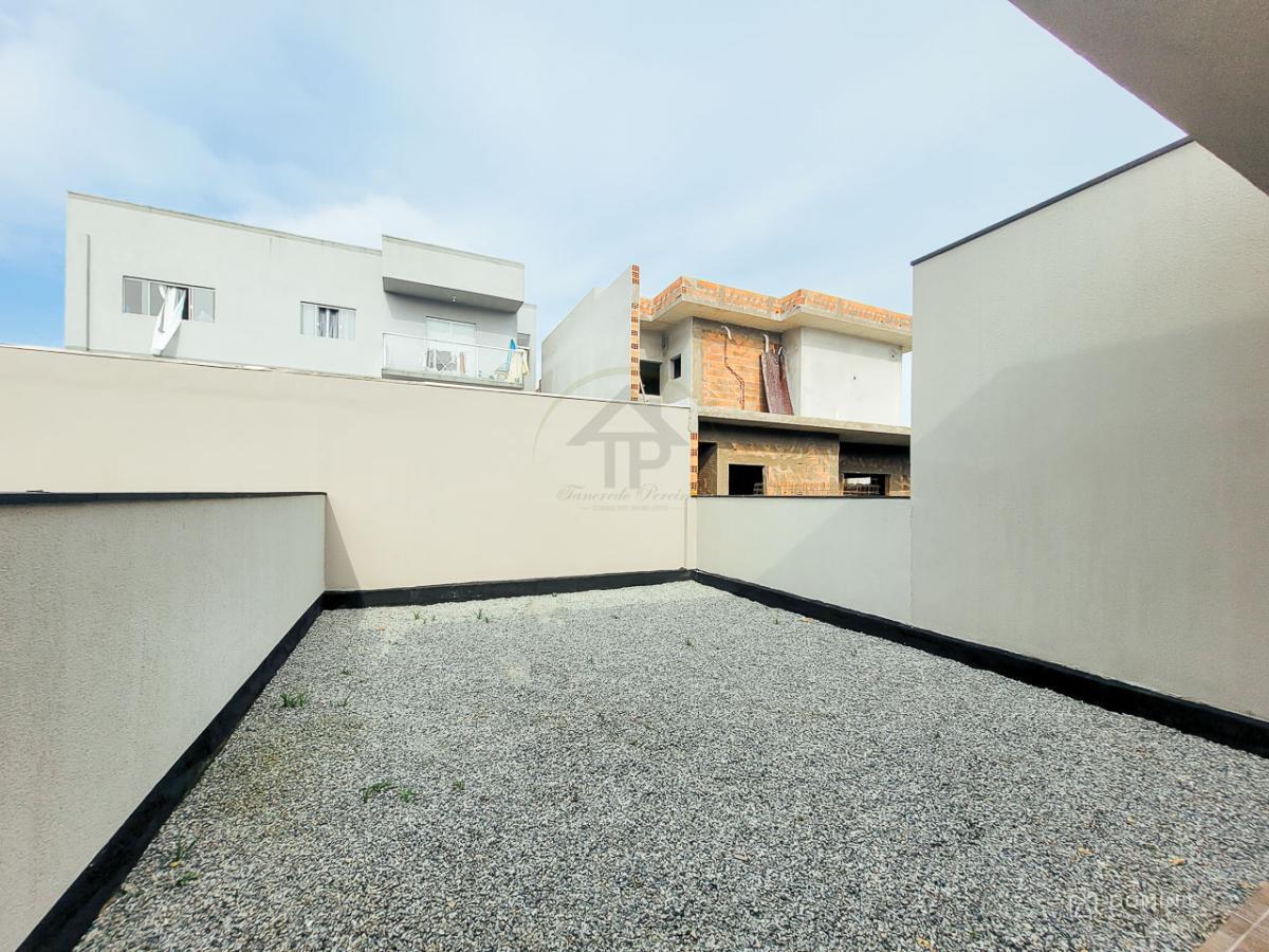 Casa à venda com 2 quartos, 75m² - Foto 5