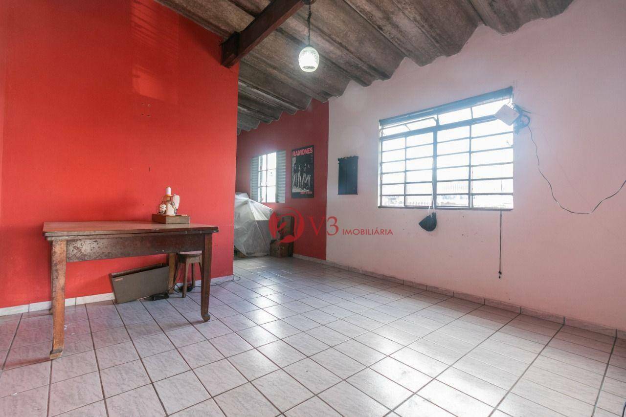 Casa à venda com 4 quartos, 138m² - Foto 8