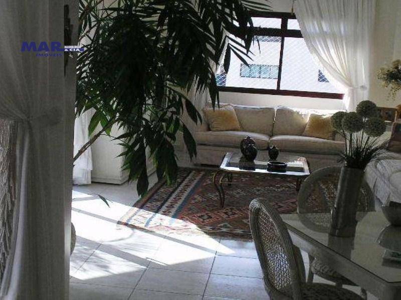 Apartamento à venda com 3 quartos, 160m² - Foto 2