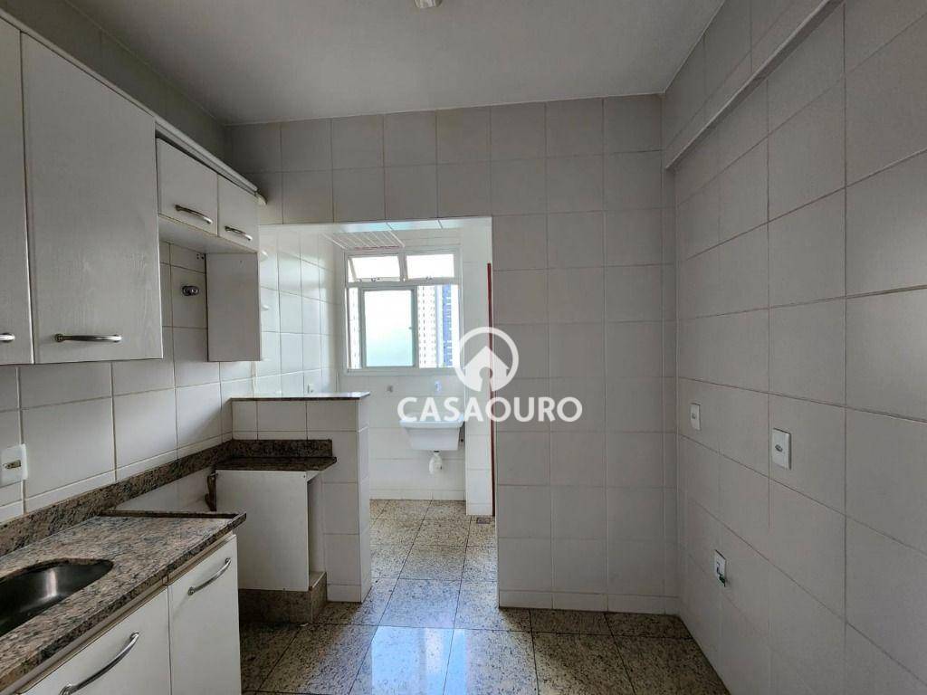 Apartamento à venda com 2 quartos, 72m² - Foto 14