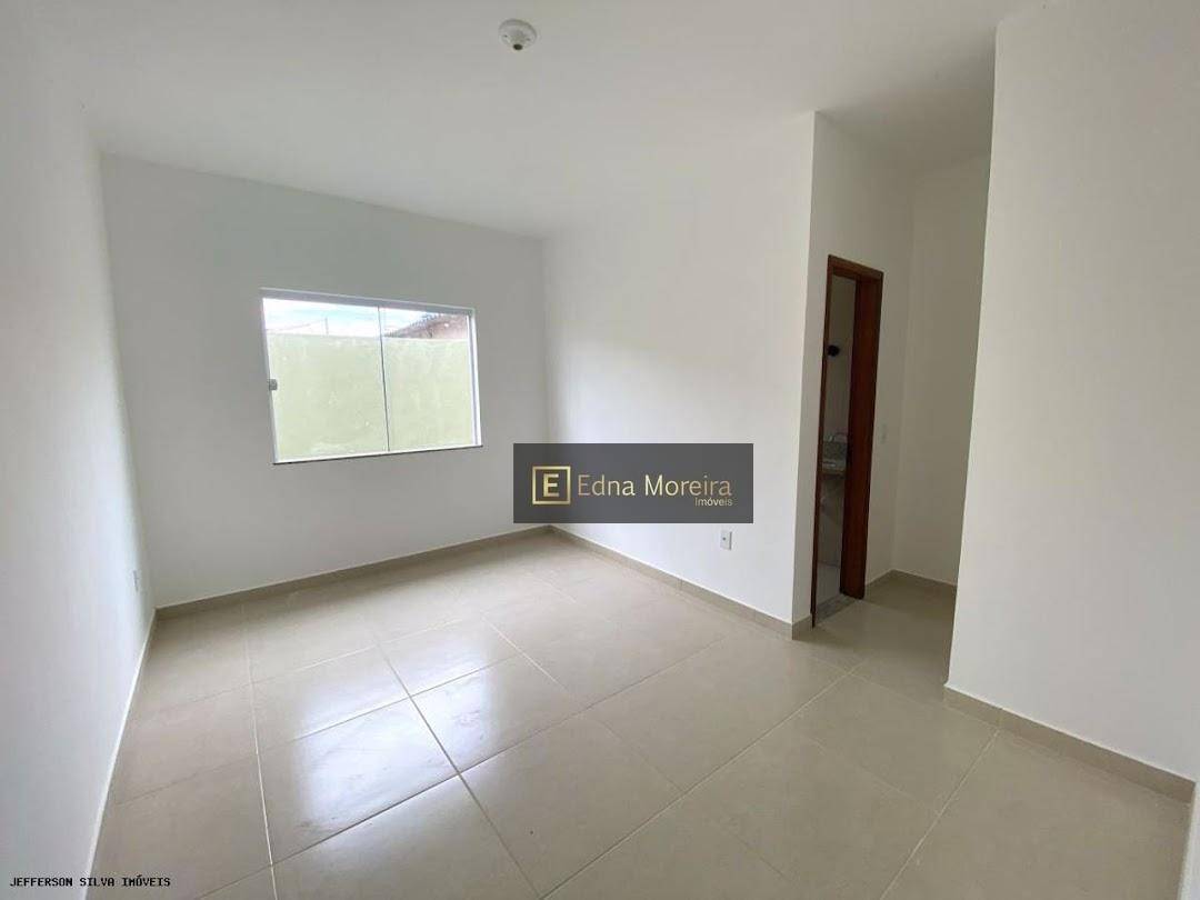 Casa à venda com 3 quartos, 100m² - Foto 5