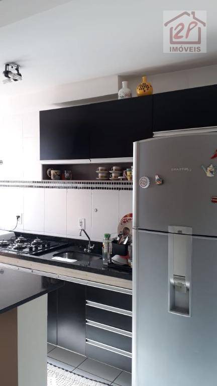 Apartamento à venda com 2 quartos, 44m² - Foto 15