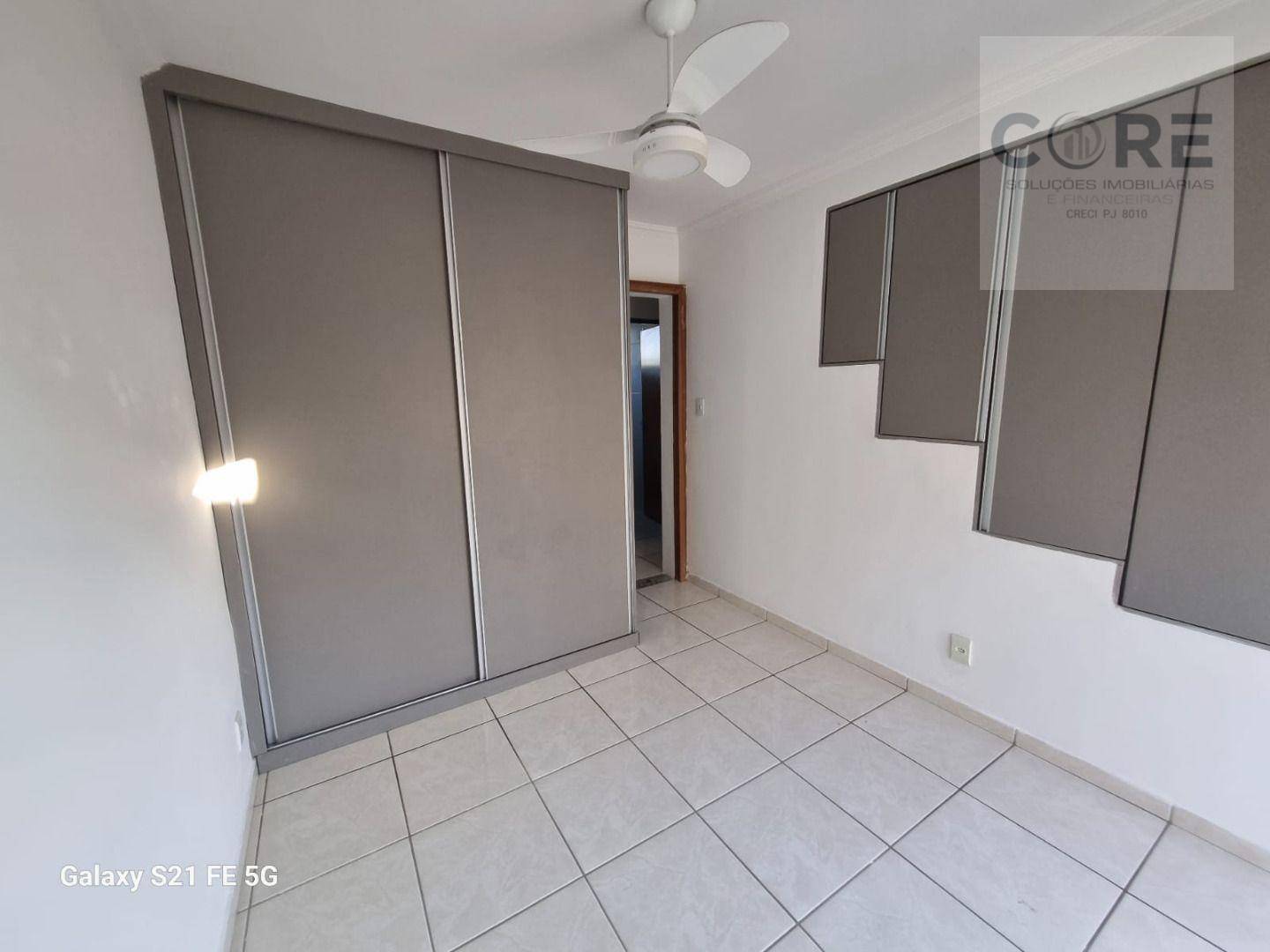 Casa à venda com 2 quartos, 64m² - Foto 24