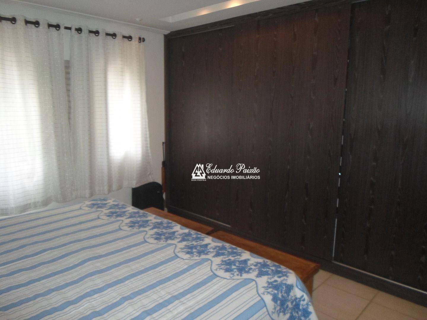 Sobrado à venda com 5 quartos, 247m² - Foto 18