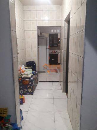 Sobrado à venda com 4 quartos, 160m² - Foto 4