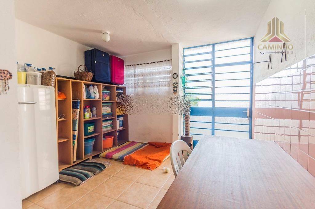 Casa à venda com 3 quartos, 250m² - Foto 30