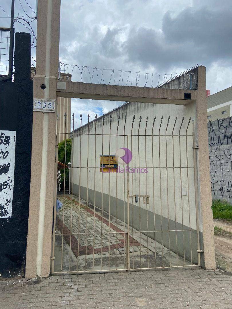 Sobrado à venda com 2 quartos, 336m² - Foto 37