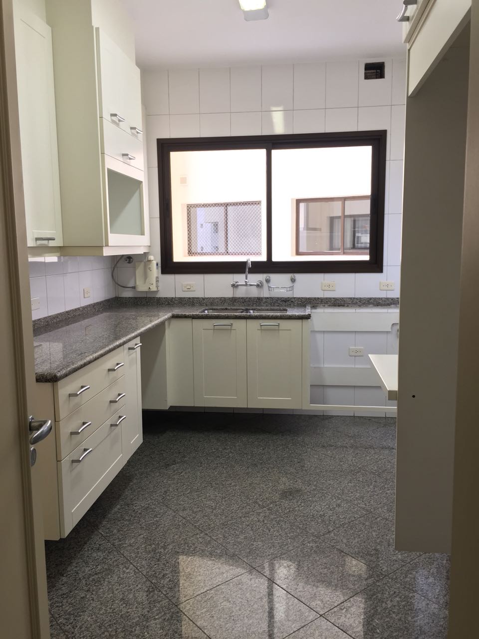 Apartamento à venda com 4 quartos, 193m² - Foto 16