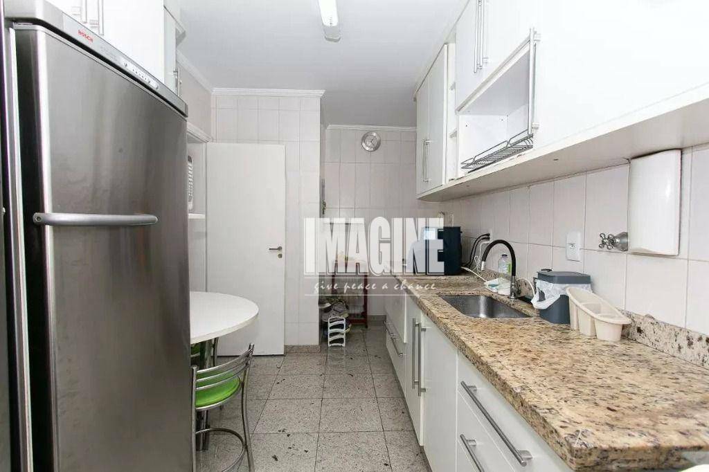 Apartamento à venda com 3 quartos, 96m² - Foto 18