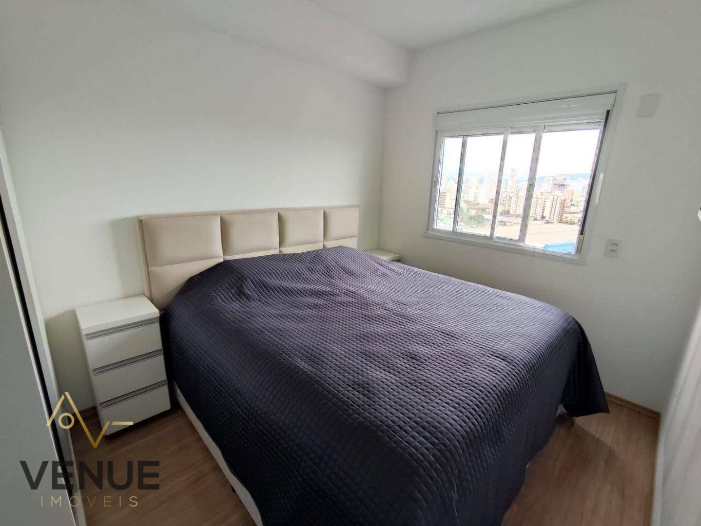 Apartamento à venda com 2 quartos, 64m² - Foto 9