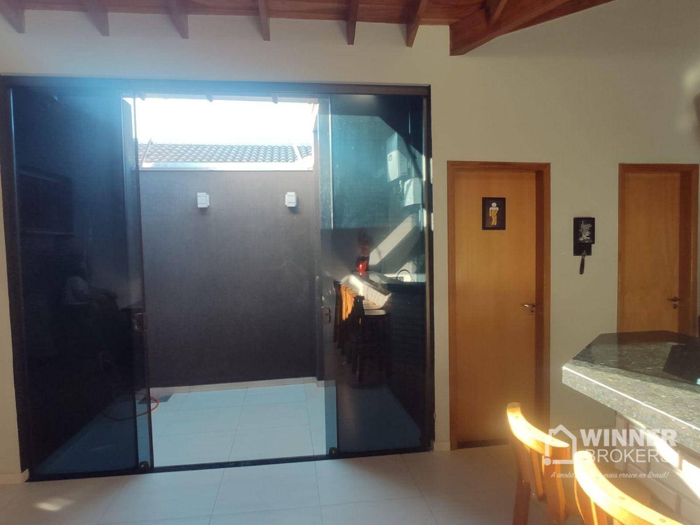 Casa à venda com 3 quartos, 125m² - Foto 16