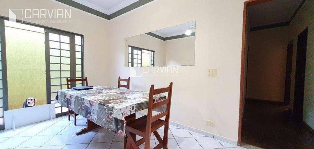 Casa à venda com 3 quartos, 180m² - Foto 5