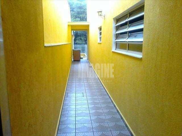 Sobrado à venda com 2 quartos, 217m² - Foto 1