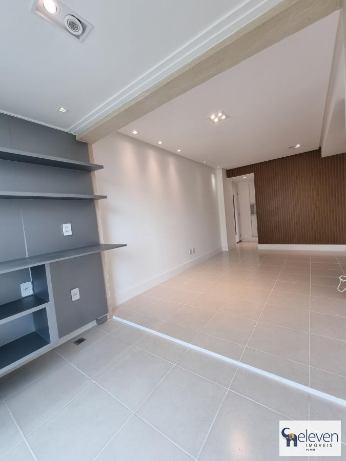 Apartamento à venda com 3 quartos, 75m² - Foto 18