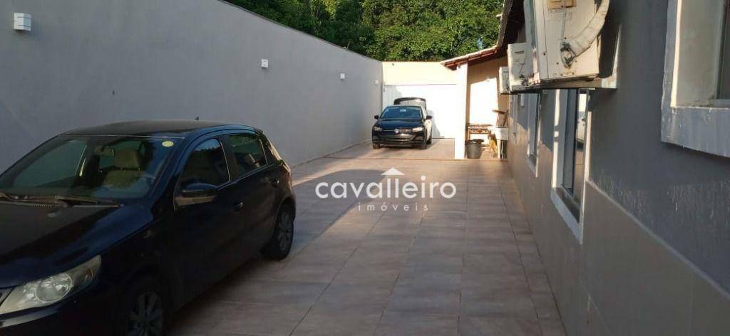 Casa à venda com 3 quartos, 250m² - Foto 8