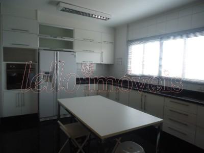 Apartamento para alugar com 2 quartos, 127m² - Foto 3