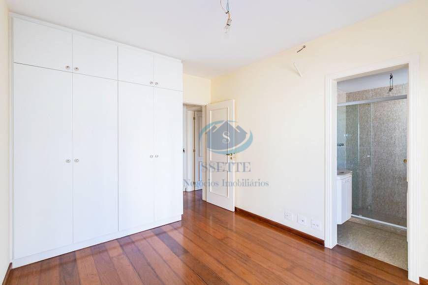 Apartamento para alugar com 4 quartos, 360m² - Foto 39