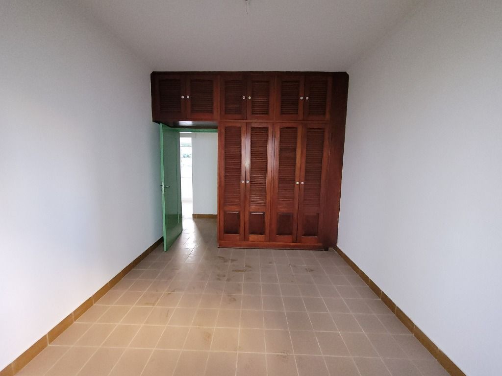 Apartamento à venda com 3 quartos, 100m² - Foto 5