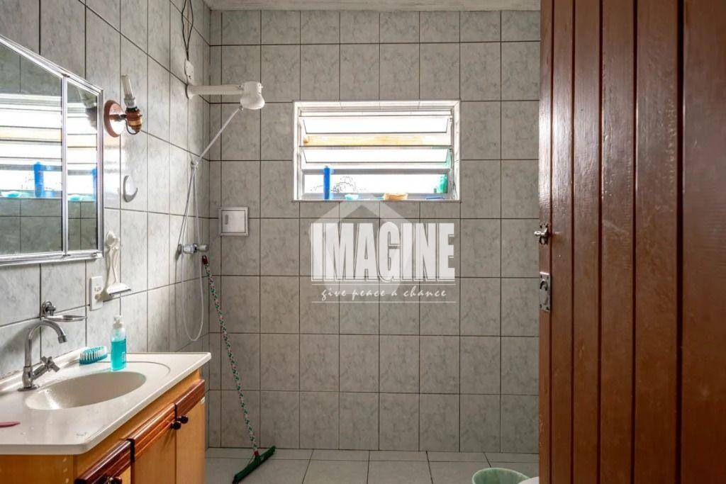 Sobrado à venda com 2 quartos, 200m² - Foto 21